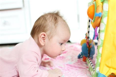 什么是tummy time