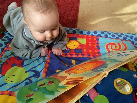宝宝多大开始读绘本