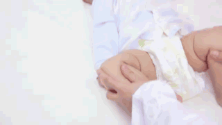 宝宝髋关节发育不良