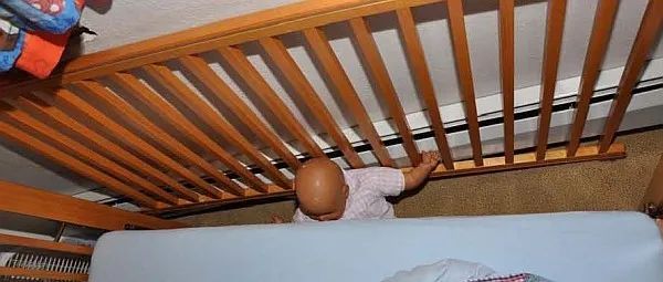 美国婴儿床安全