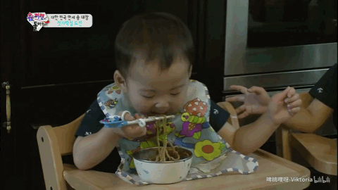 美国宝宝自主进食训练 美国宝宝自主进食训练