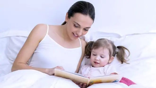 接娃放学回家后,怎样“撬开”孩子的嘴呢? 接娃放学回家后,如何与孩子顺畅沟通?