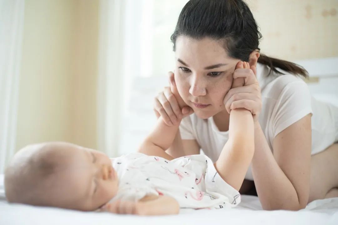 最新研究：母乳喂养可降低产后抑郁的概率