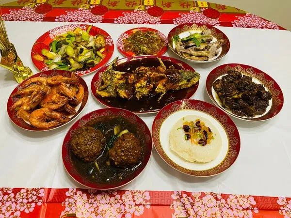由方太冠名的美国妈妈网首届“晒晒你家的年夜饭”颁奖啦!看看是谁获得了这份开年幸运? 由方太冠名的美国妈妈网首届“晒晒你家的年夜饭”颁奖啦!看看是谁获得了这份开年幸运?