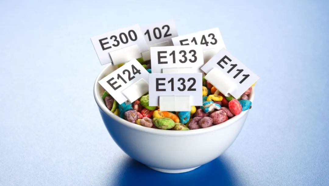 彩虹糖因含有二氧化钛被美国消费者指控！还敢给娃吃吗？