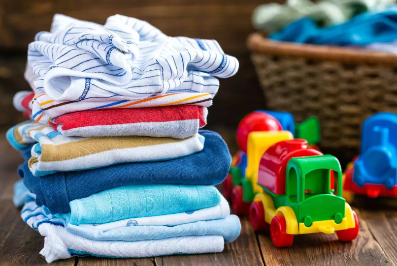 孩子的旧玩具、旧衣服已经“溢”出衣柜了吗?是时侯来次旧物大洗牌了! 孩子的旧玩具、旧衣服已经“溢”出衣柜了吗?是时侯来次旧物大洗牌了!