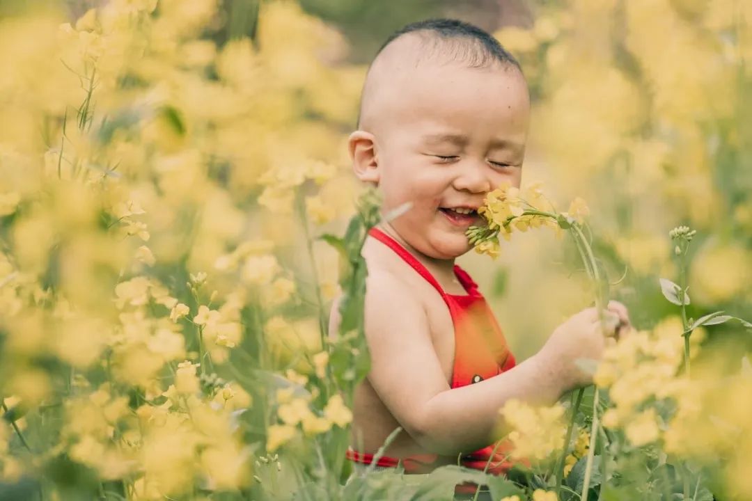 为什么孩子总是情绪“难绷”?情绪管理这门功课,你给孩子上了吗? 为什么孩子总是情绪“难绷”?情绪管理这门功课,你给孩子上了吗?