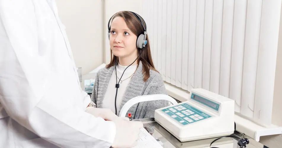 30万以上美国人有听力问题，听力测试是什么样的？什么情况需要进行听力测试？