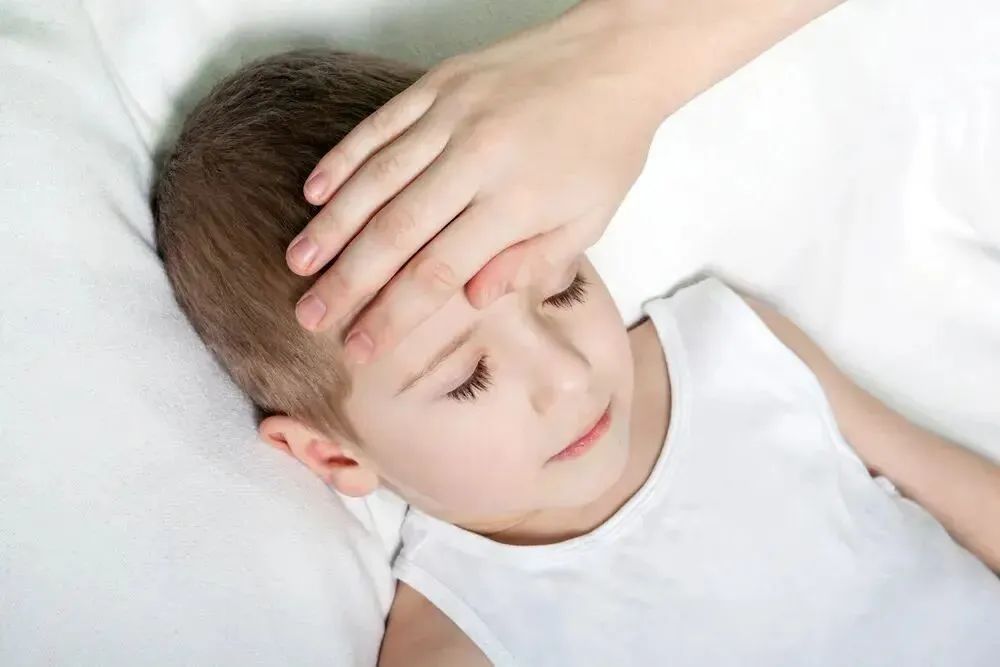 神似手足口病,专爱针对幼儿,疱疹性咽峡炎应该如何应对? 神似手足口病,专爱针对幼儿,疱疹性咽峡炎应该如何应对?