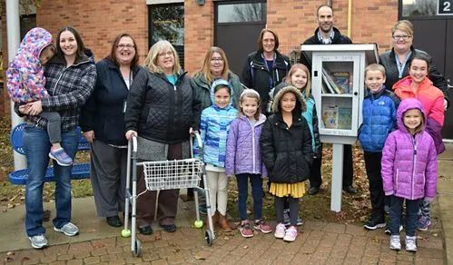 你想做“Little Free Library”的主人吗？赶紧带娃动手做一个吧！详细步骤都告诉你啦！