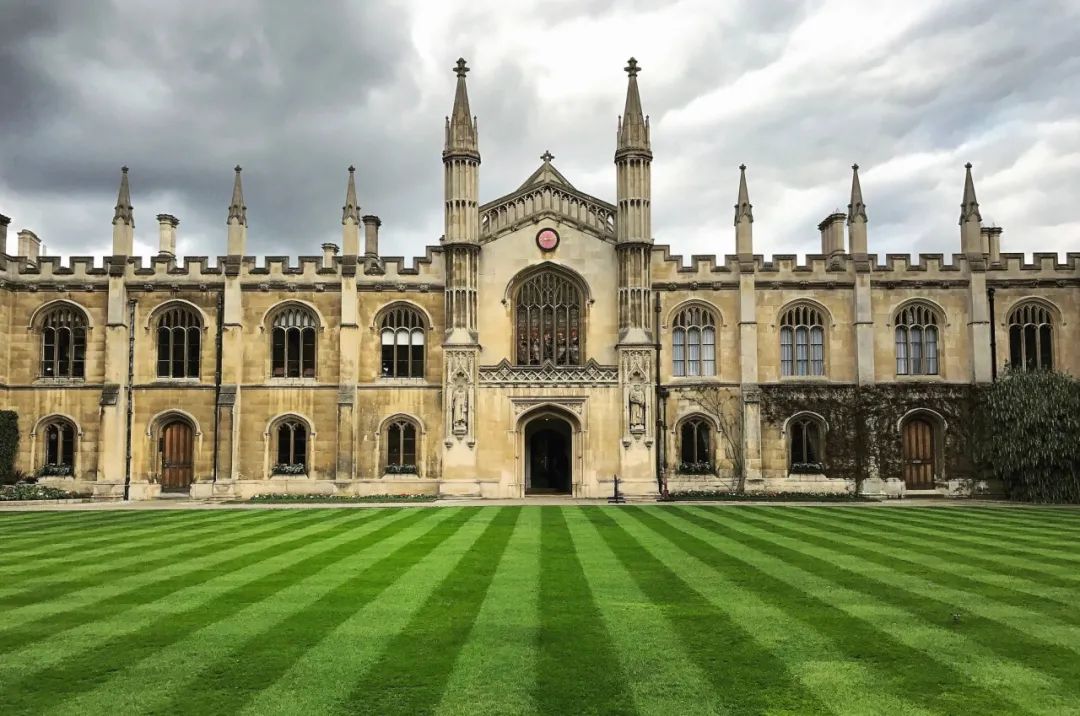 来围观最新世界大学排名,世界最顶尖的学校都有哪些特点?泰晤士报咨询详细解说! 来围观最新世界大学排名,世界最顶尖的学校都有哪些特点?泰晤士报咨询详细解说!