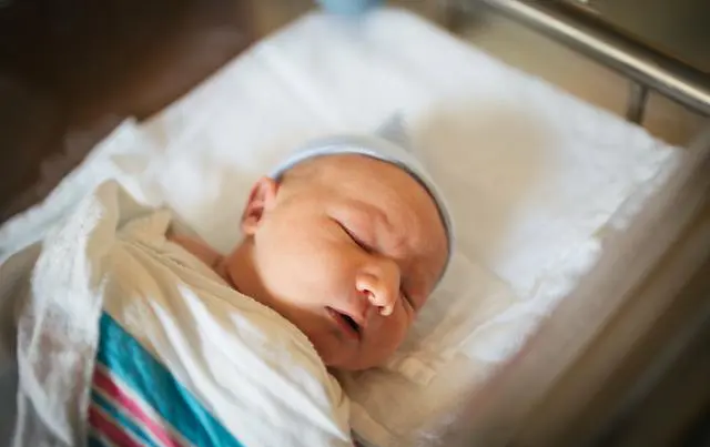 在美国怎么给宝宝创造一个安全的睡眠环境？