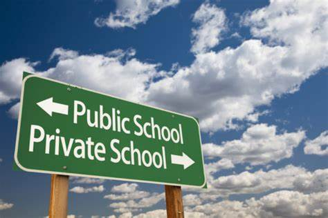 美国私立学校 VS 公立学校有哪些不同，到底要不要选私校？公立学校有什么优势？