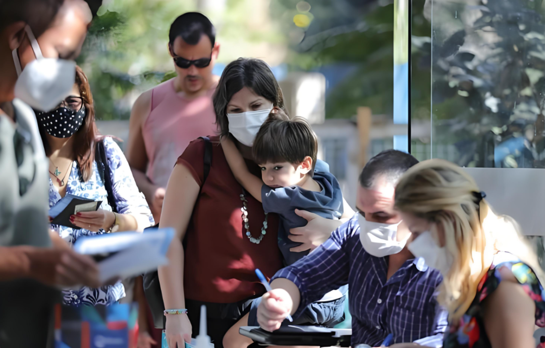 大多数人都可能感染HPV,高危型甚至会引发癌症!正确及时接种HPV疫苗为我们的健康保驾护航 大多数人都可能感染HPV,高危型甚至会引发癌症!正确及时接种HPV疫苗为我们的健康保驾护航