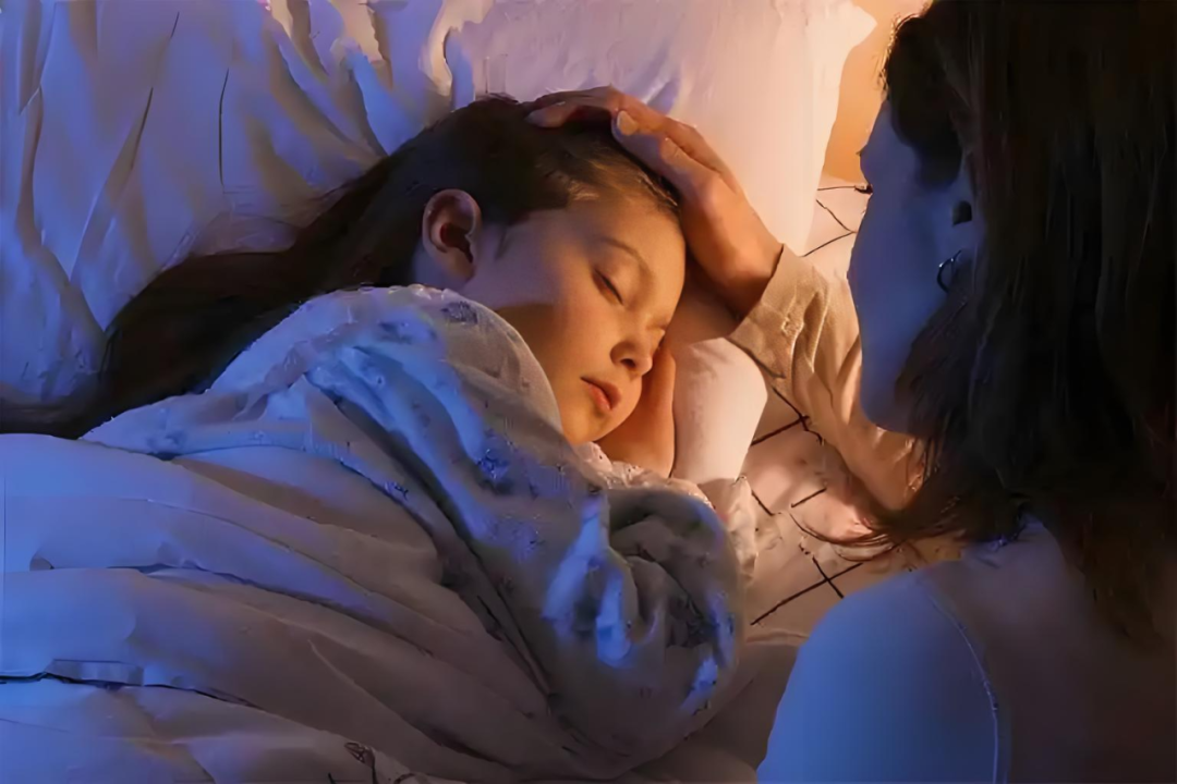 睡前聊天，是与孩子建立亲密联系的最好时机！
